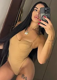 Ночная бабочка Арина (26 года), брюнетка, звонить по тел. +380964904398, метро Университет, поцелуи с языком, работаю с девственниками, анкета 662